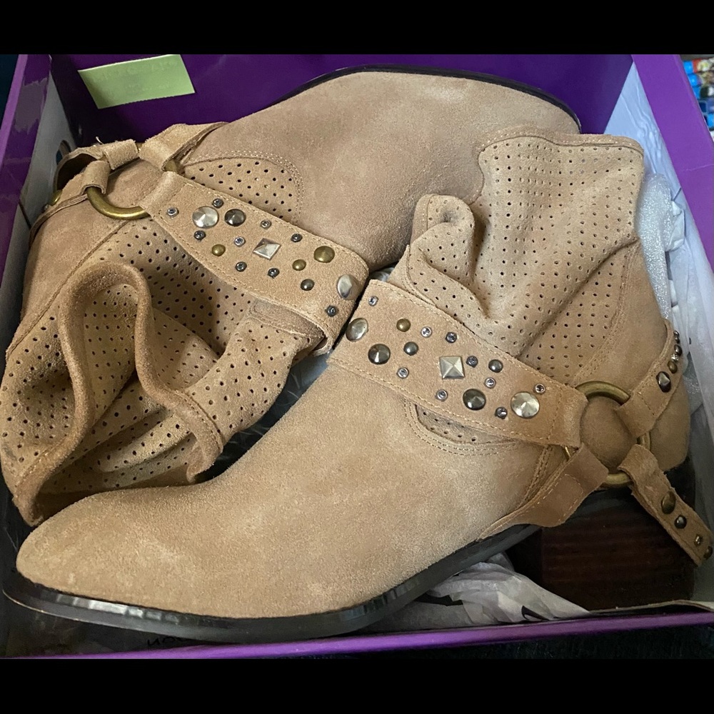 Twiggy London Carmel High Heel Boots